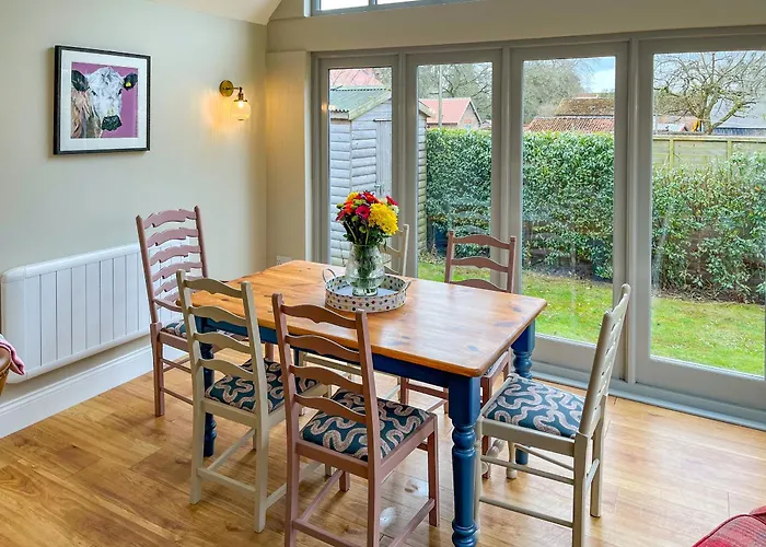 Lockwood Barn Salton